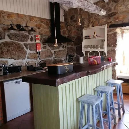 Feriehus Casa Da Montanha Rebordoes (Braga)