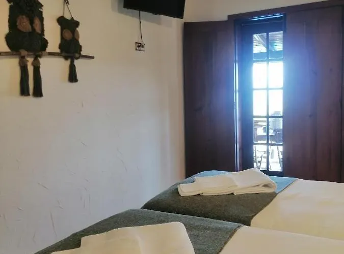 Casa Da Montanha 펜션 Rebordoes (Braga)